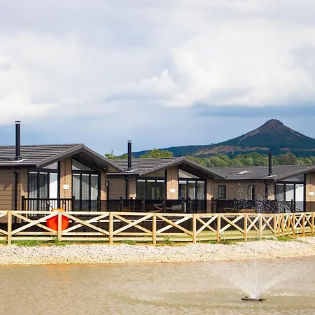 The Riverside - Ukc4058 Holiday home *