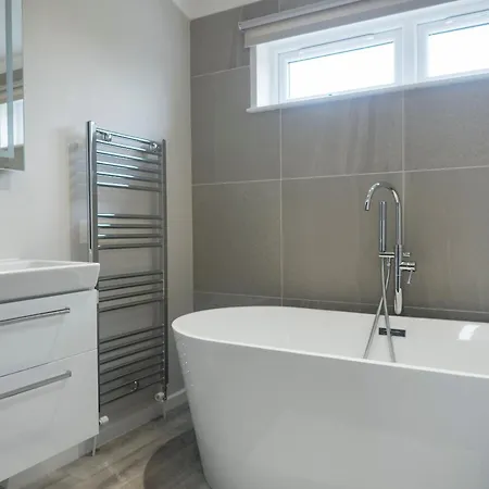 The Riverside - Ukc4058 Nunthorpe